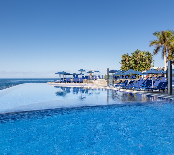 Las piscinas Marina Suites Canarias